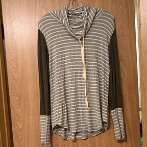 Chic Striped Gray and Olive Long Sleeve Top